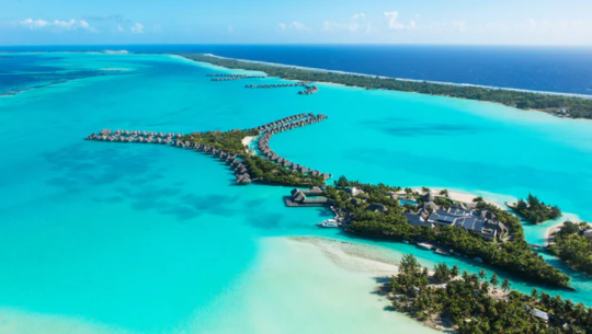 波拉波拉聖瑞吉渡假酒店