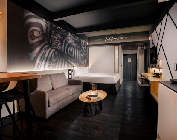 台北→東京→帕比堤→午餐→環島觀光→酒店入住→晚餐