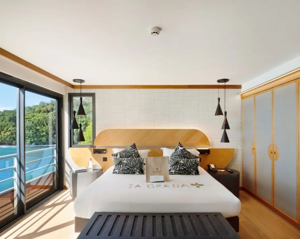 退房→波拉波拉機場返回帕比堤→LE TAHITI 渡假村 CHECK IN 